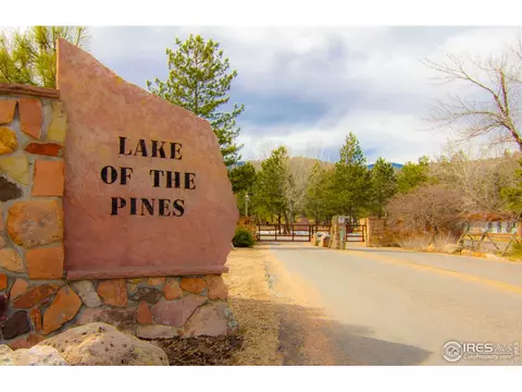 9183 Pine Ridge Ln, Boulder, CO 80302 photo 2