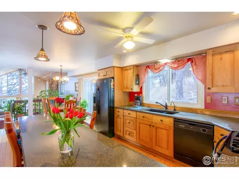 9183 Pine Ridge Ln, Boulder, CO 80302 photo 11