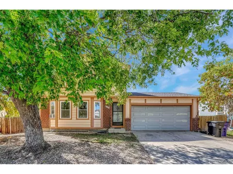 4521 Del Rio Ct, Denver, CO 80239