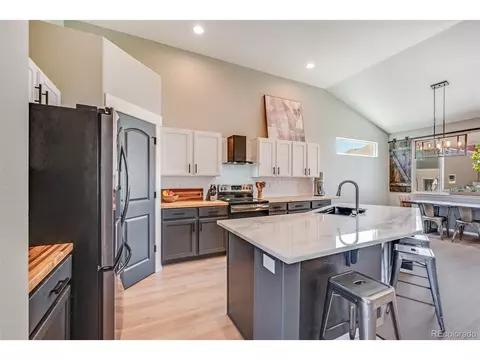 3415 Petrel Dr, Berthoud, CO 80513 photo 3
