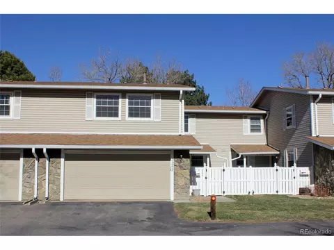 3282 S Heather Gardens Way, Aurora, CO 80014