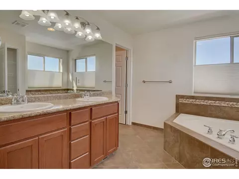 1659 E 167th Cir, Thornton, CO 80602 photo 18