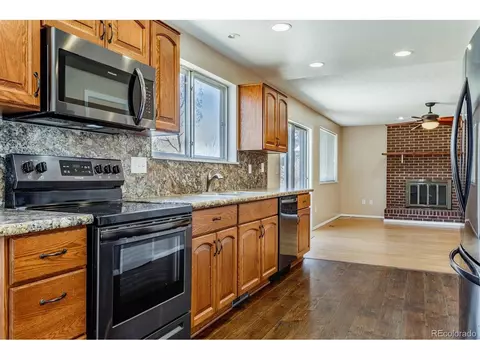 3012 S Nucla St, Aurora, CO 80013 photo 3