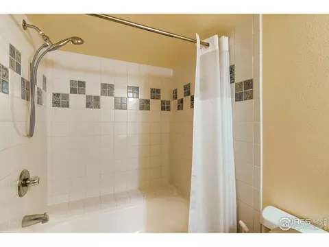 1023 Valley Dr, Windsor, CO 80550 photo 25