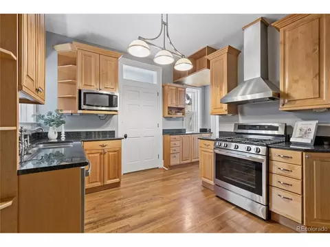 Kitchen - 1000 E 7th Ave, Denver, CO 80218 photo 2 of 2