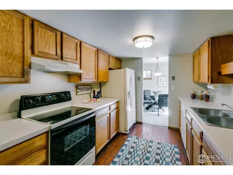 4668 Macarthur Ln, Boulder, CO 80303 photo 9