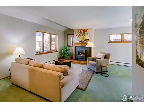 4668 Macarthur Ln, Boulder, CO 80303 photo 4