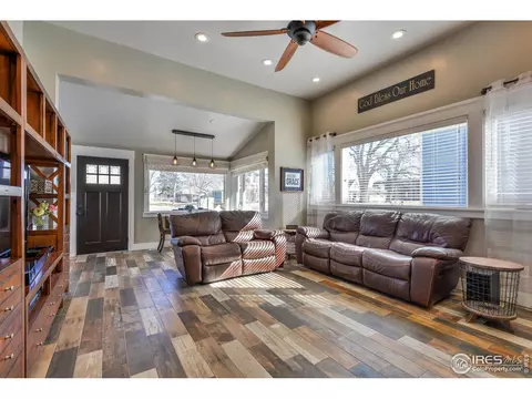421 Walnut St, Windsor, CO 80550 photo 9