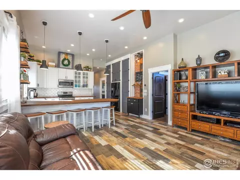 421 Walnut St, Windsor, CO 80550 photo 6