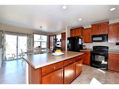 554 Edenbridge Dr, Windsor, CO 80550 photo 8