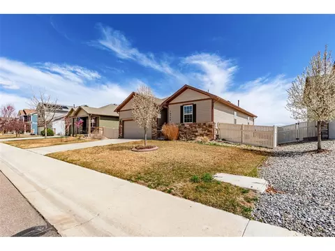10266 Stagecoach Ave, Longmont, CO 80504 photo 3