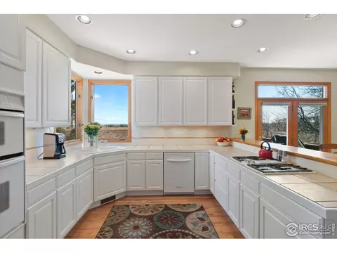 4694 S Hampton Cir, Boulder, CO 80301 photo 7