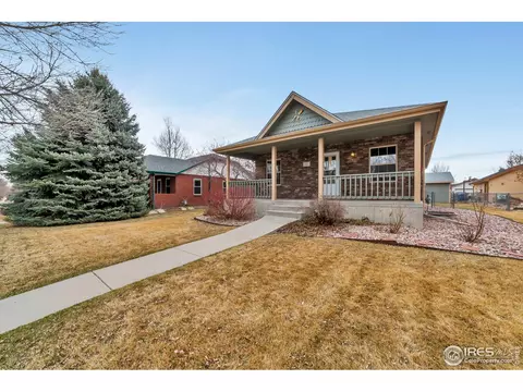 111 E Iowa Ave, Berthoud, CO 80513 photo 2
