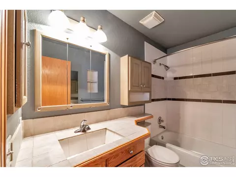 111 E Iowa Ave, Berthoud, CO 80513 photo 14
