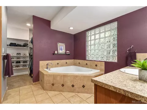 401 Cheyenne Dr, Berthoud, CO 80513 photo 9