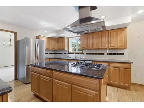 Kitchen - 3076 Nelson Ct, Lakewood, CO 80215 photo 2 of 6