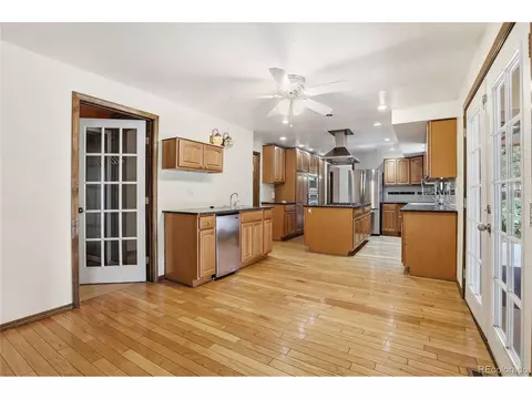Kitchen - 3076 Nelson Ct, Lakewood, CO 80215 photo 6 of 6