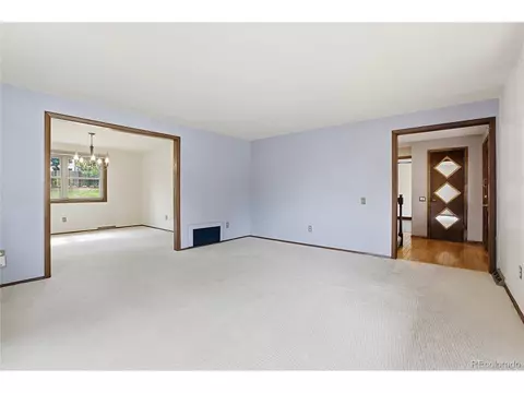 Living - 3076 Nelson Ct, Lakewood, CO 80215 photo 2 of 4