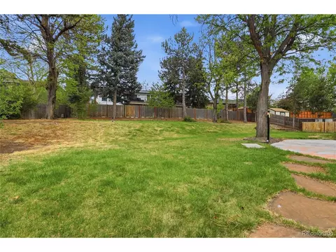 Exterior - 3076 Nelson Ct, Lakewood, CO 80215 photo 5 of 7