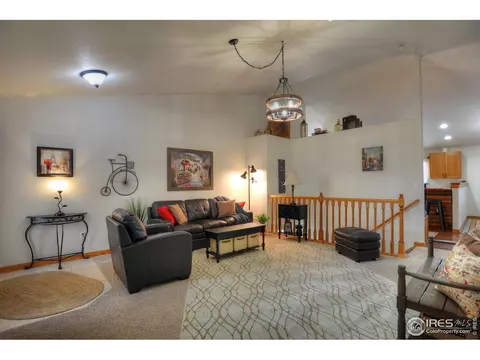 91 Sioux Dr, Berthoud, CO 80513 photo 4