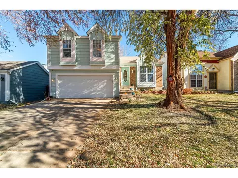 2866 S Espana Ct, Aurora, CO 80013