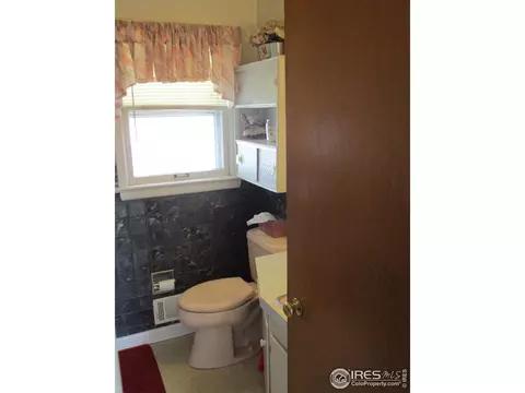 2409 W 6th St, Greeley, CO 80634 photo 11