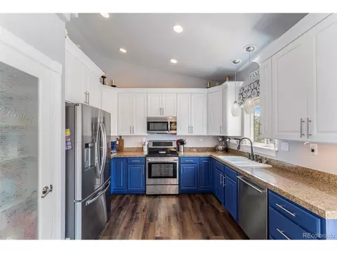 95 Viewridge Ct, Bennett, CO 80102 photo 7