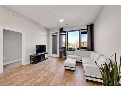 6619 E Lowry Blvd #112, Denver, CO 80230