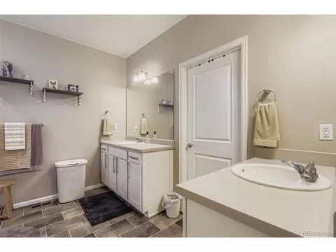 Bath - 27227 E Maple Ave, Aurora, CO 80018 photo 1 of 5