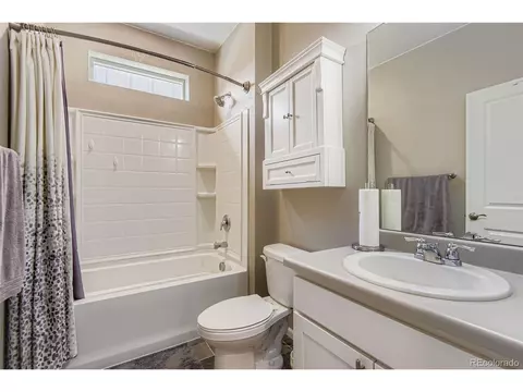 Bath - 27227 E Maple Ave, Aurora, CO 80018 photo 4 of 5