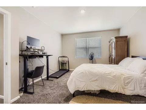 Bedroom - 27227 E Maple Ave, Aurora, CO 80018 photo 2 of 3