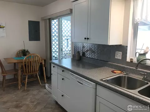 225 Park St, Lyons, CO 80540 photo 17