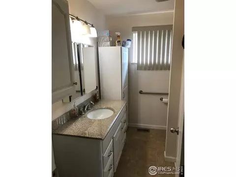 225 Park St, Lyons, CO 80540 photo 7