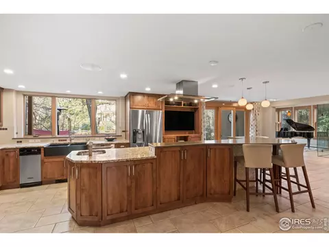 1015 Rosehill Dr, Boulder, CO 80302 photo 9