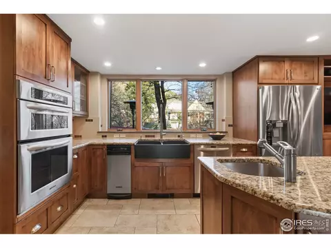 1015 Rosehill Dr, Boulder, CO 80302 photo 11