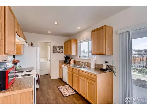 3113 Swan Point Dr, Evans, CO 80620 photo 9