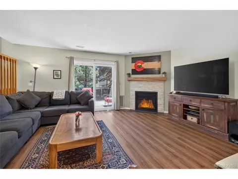 Living - 5546 Lone Eagle Ct, Boulder, CO 80301 photo 2 of 4