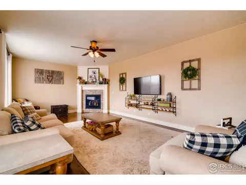5709 Aksarben Dr, Windsor, CO 80550 photo 4