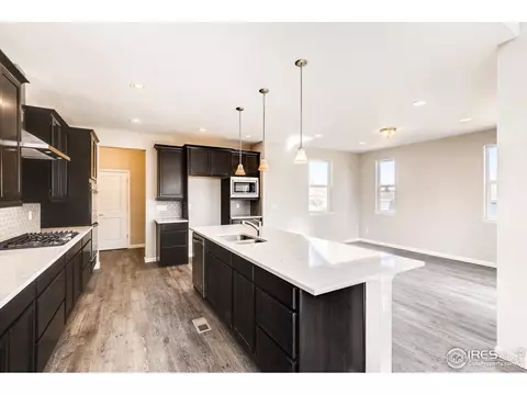 430 S 5th St, Berthoud, CO 80513 photo 8