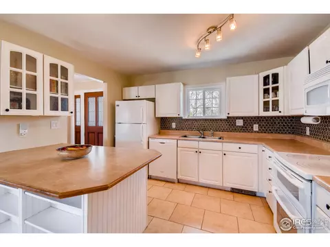 1443 Tipperary St, Boulder, CO 80303 photo 10