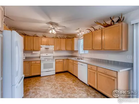 402 W 5th St, Ault, CO 80610 photo 8
