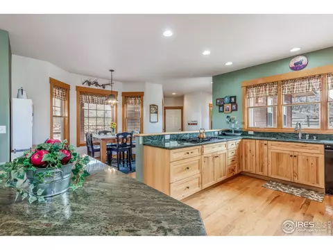 501 Blue Mountain Rd, Lyons, CO 80540 photo 4