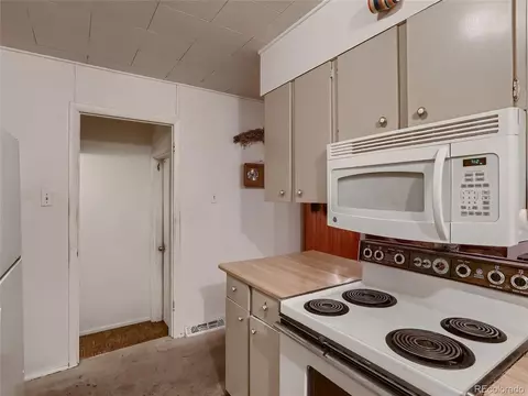 6860 E Iliff Ave, Denver, CO 80224 photo 9