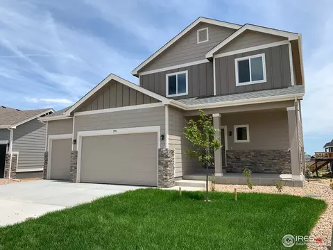 1098 Saddleback Dr, Milliken, CO 80543 photo 2