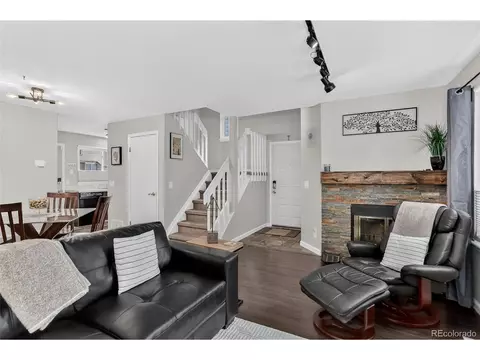 889 Summer Dr #14, Highlands Ranch, CO 80126
