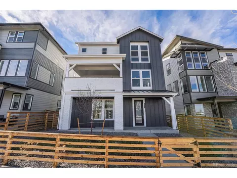 877 Furrow Way, Lafayette, CO 80026