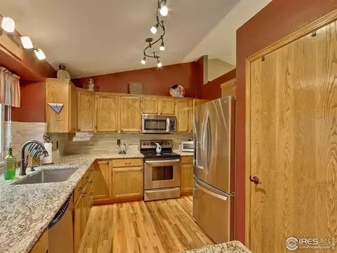 2433 Mapleton Cir, Longmont, CO 80503 photo 8