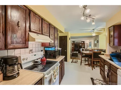 4591 Abilene St, Denver, CO 80239 photo 10