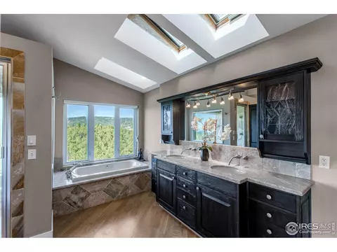 508 Peakview Rd, Boulder, CO 80302 photo 17