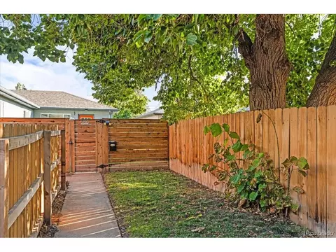 Exterior - 5194 E 33rd Ave, Denver, CO 80207 photo 12 of 15